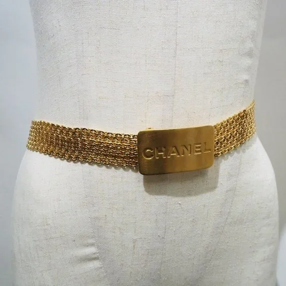 CHANEL with logo Chain belt gold Plated Gold Women display picture 1
